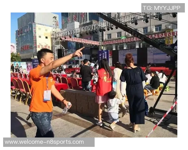 陕西大秦对阵青岛直播全程回顾与精彩瞬间分析